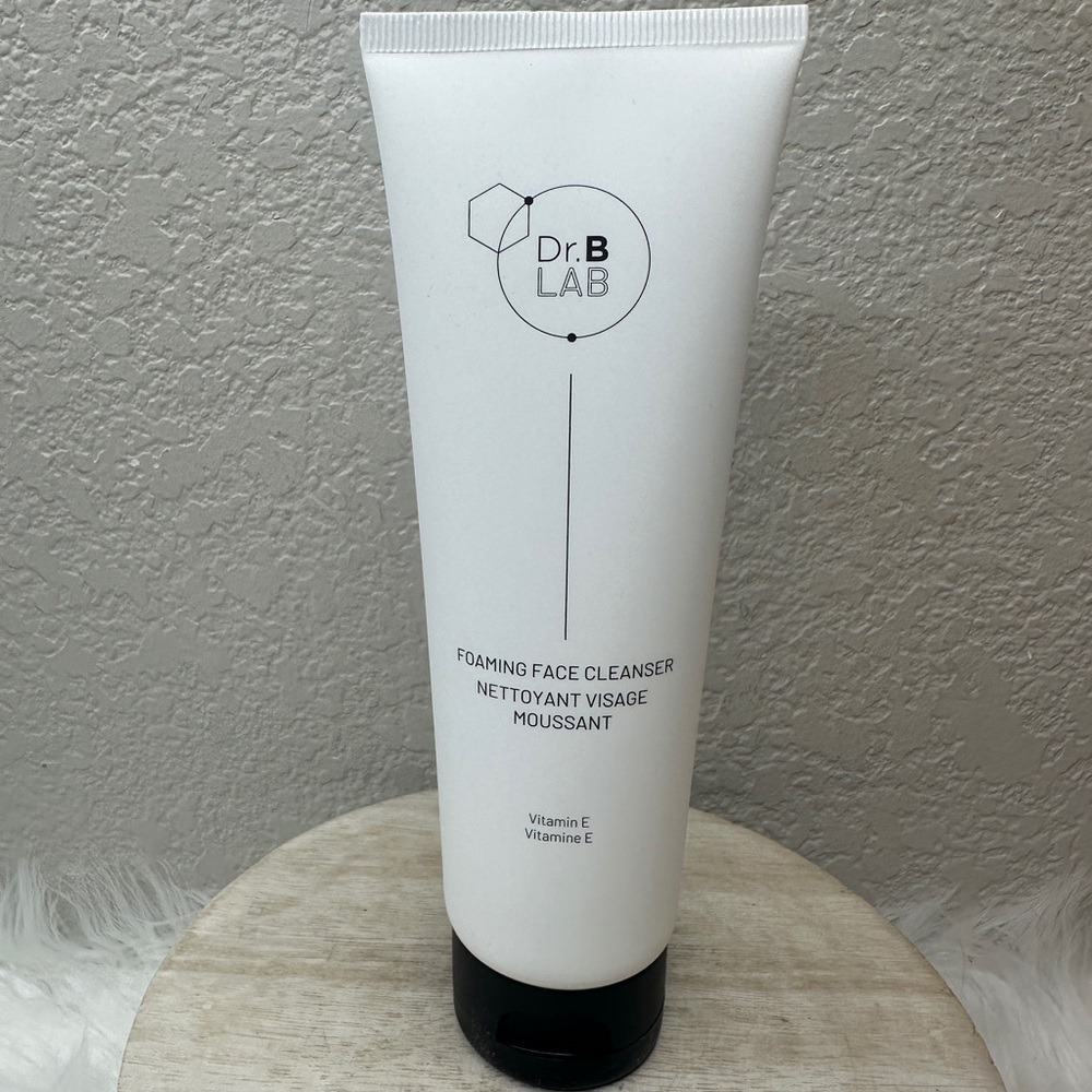 $14 π Dr. B Labβ Foaming Facial Cleanser π FULL SZ